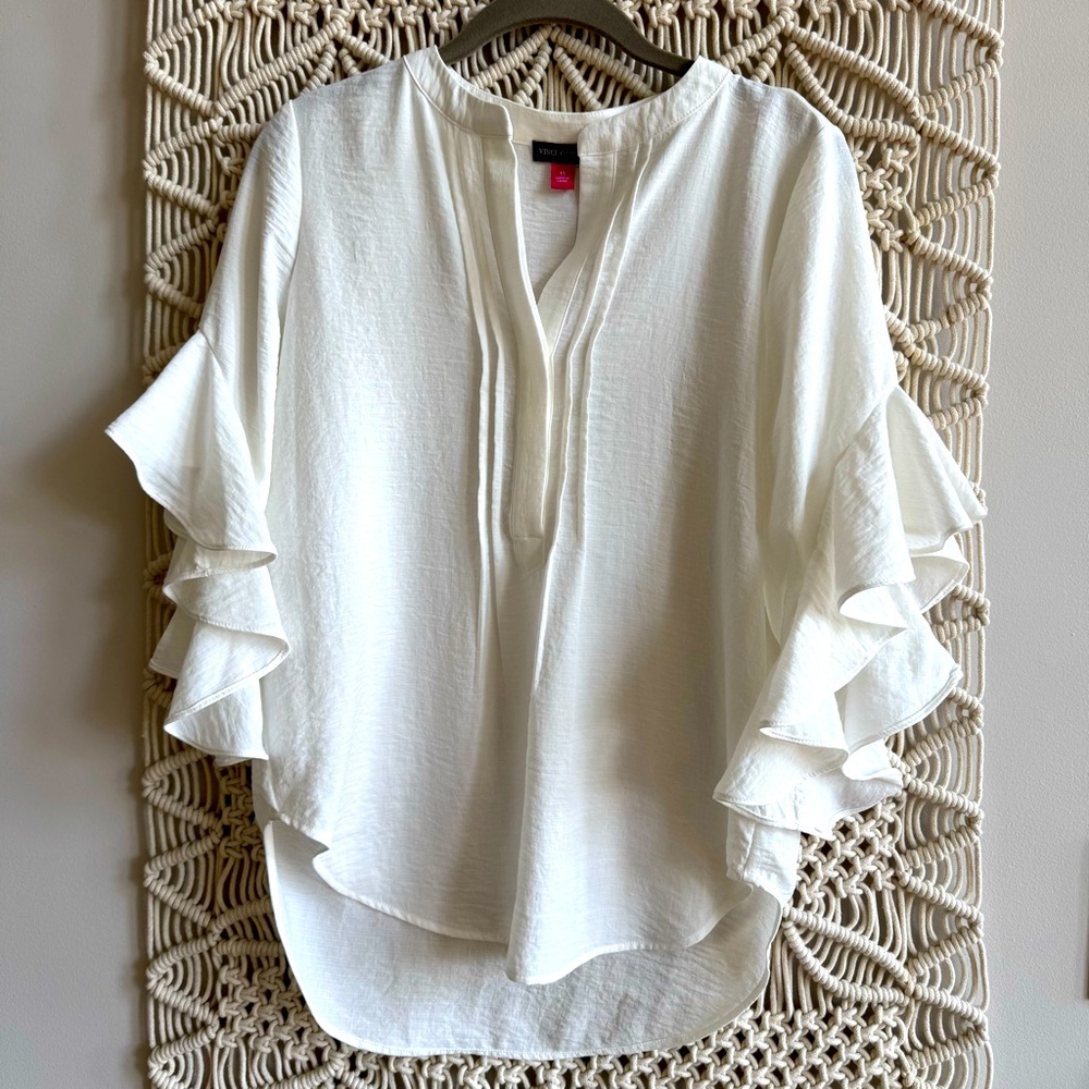 Vince Camuto White Ruffle Sleeve Blouse